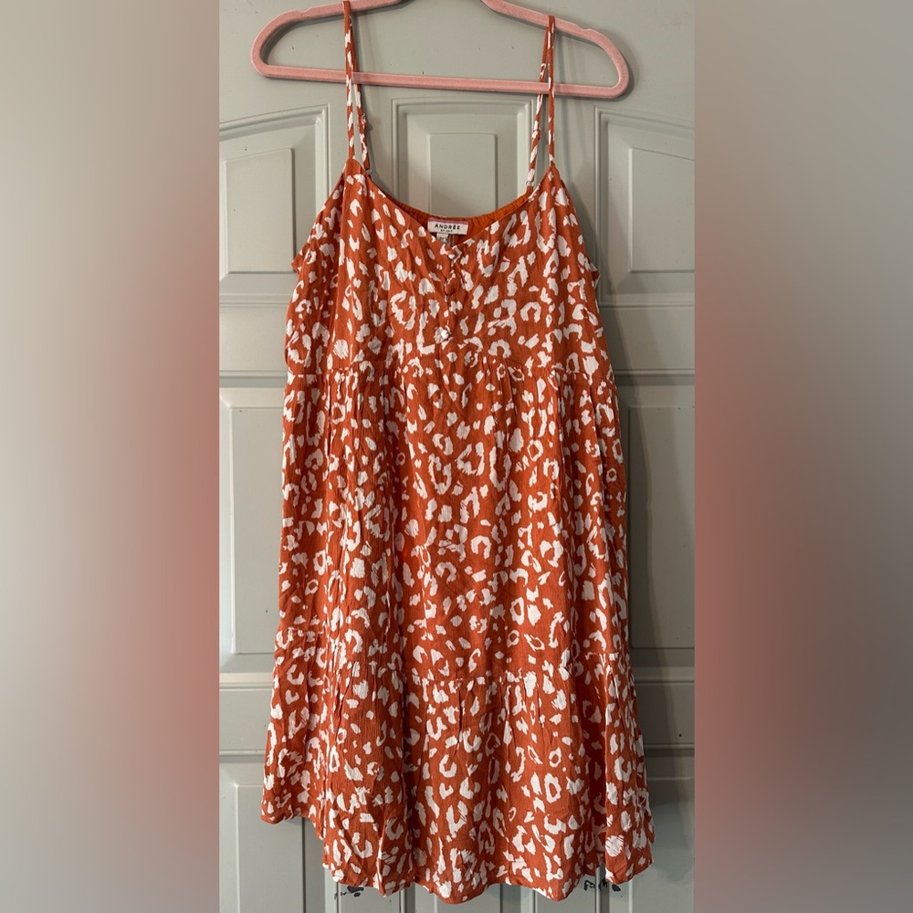 NWT Andrée by Unit Rust Orange
Animal Print Tiered Dress - Size 1X